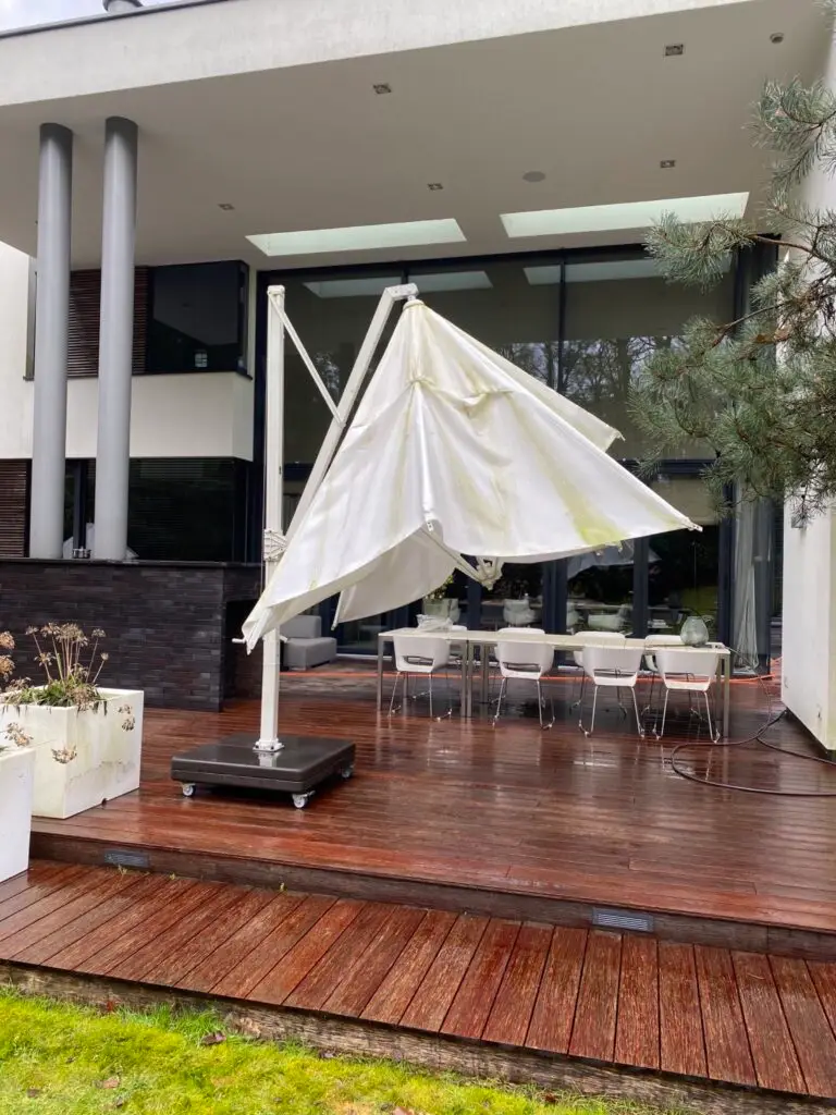 parasol reiniging en vlonder greencleanpro foto voor K